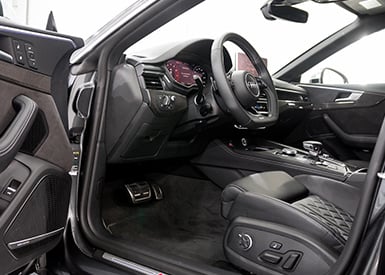 autoschoonmaakmiddelen interieur